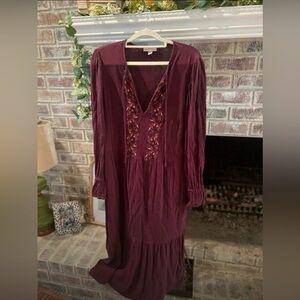 Knox Rose Burgundy Embroidered V-Neck Maxi Dress
